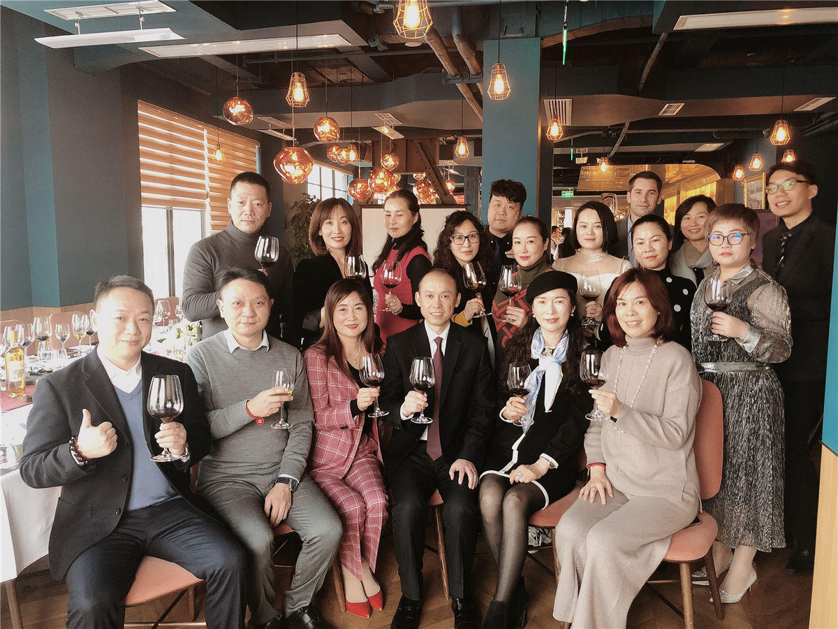 2019年1月17日愛(ài)醇與克麗(lì)缇娜品鑒會(huì)在上(shàng)海外灘舉辦